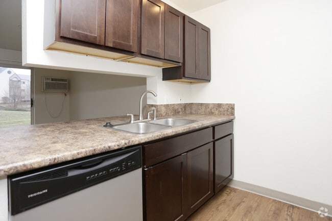 Kitchen with Stainless Steel | Waterchase Apartments | Near Grand Rapids Apartments
