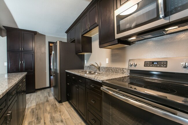 Photo - 567 Loras Blvd Unit 1