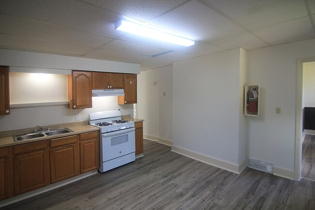 Photo - 431 Rebecca Ave Unit 2