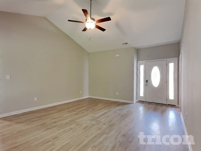 Photo - 232 Whetstone Dr