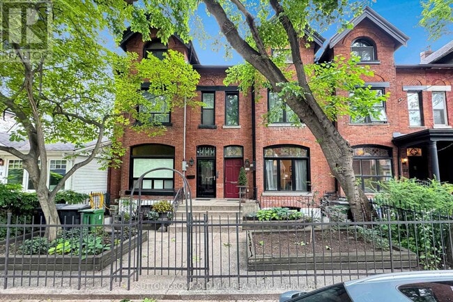 Photo - 328 Ontario St