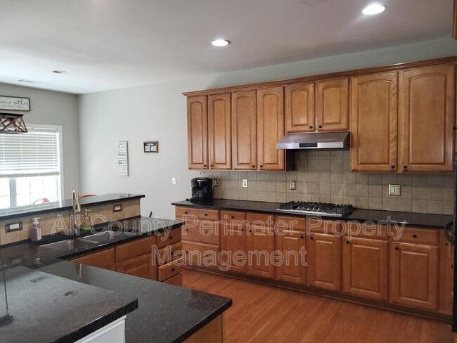 Photo - 380 Simonton Crest Dr SE