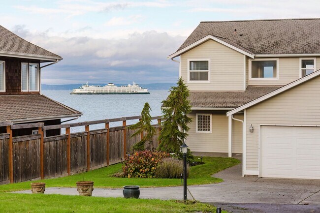 Photo - Kingston Low Bank Waterfront