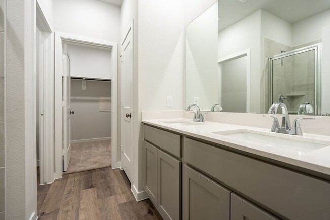 Photo - 8015 Heroes Hall Dr