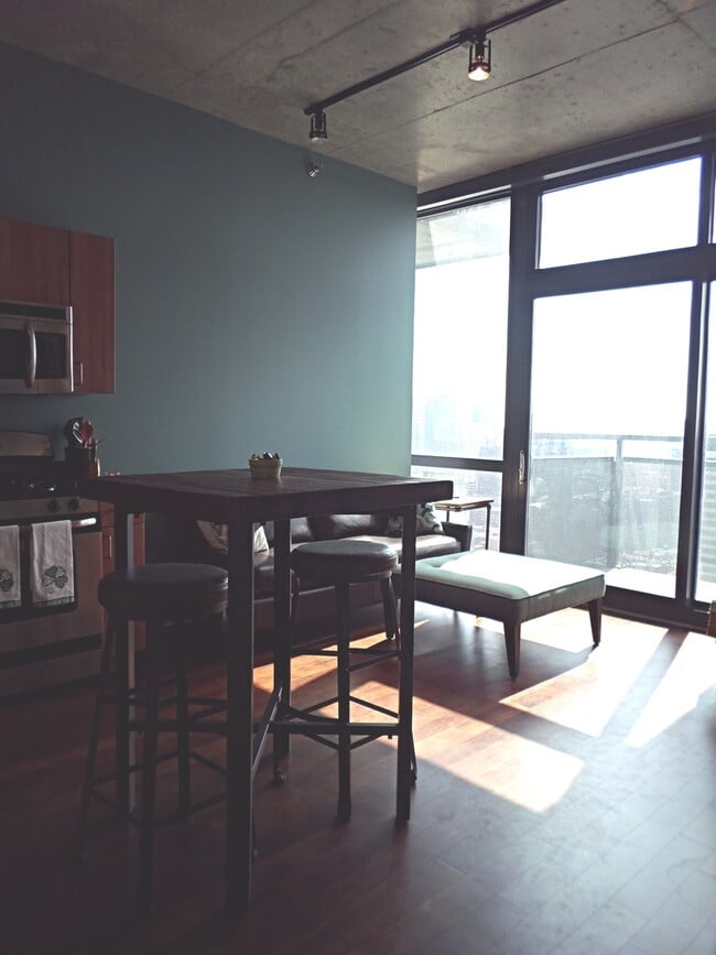 Photo - 235 W Van Buren St Unit 4007