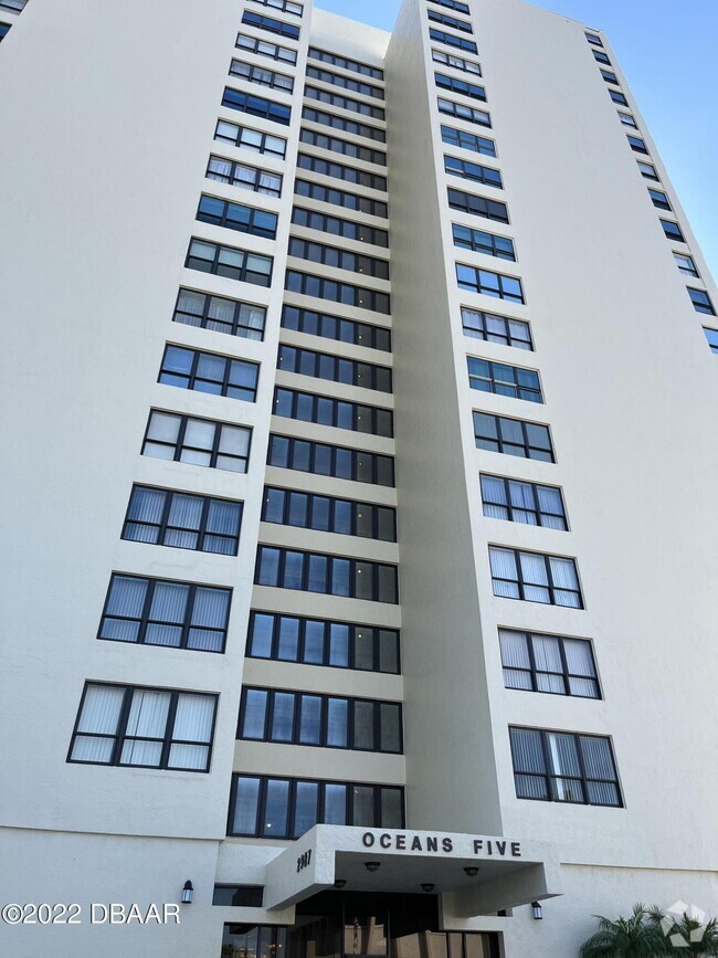 Building Photo - 2987 S Atlantic Ave Rental