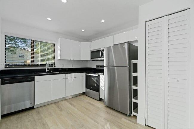 Photo - 4323 NW 115th Ave