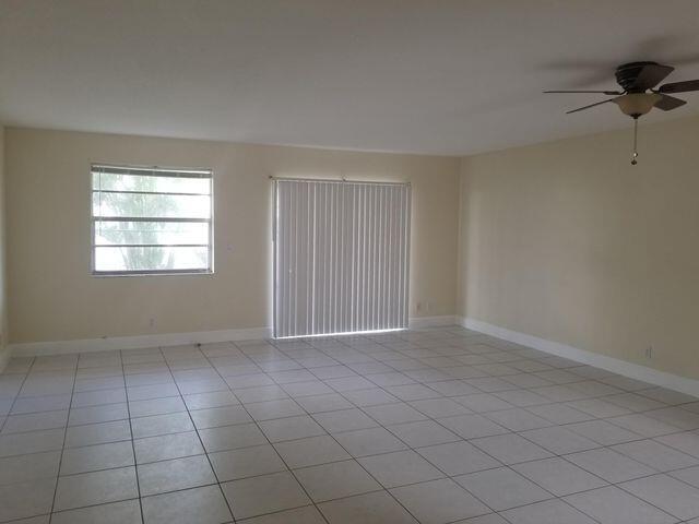 Photo - 720 N Dixie Hwy Unit 202
