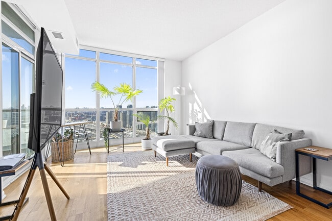 Photo - 219 Fort York Blvd