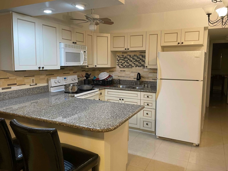 Photo - 107 NE 8th St