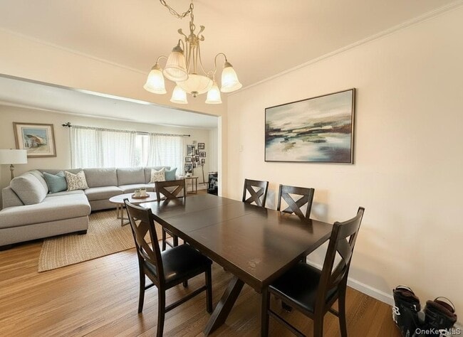 Photo - 525 E Olive St