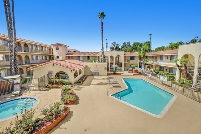 Capistrano Gardens