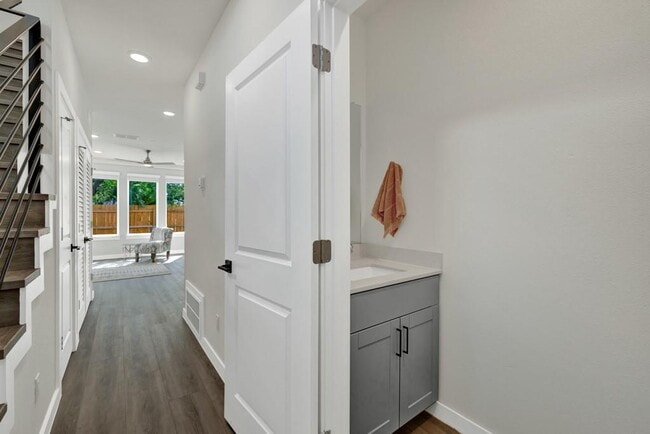 104 Creekside Trail