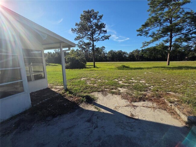 460 Hilltop Ct