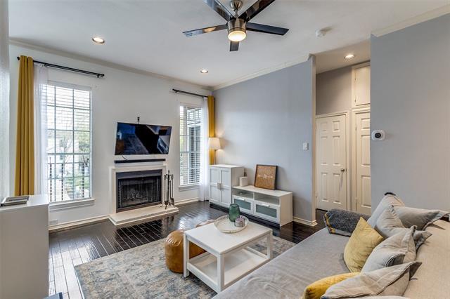 Building Photo - 3311 Blackburn St Unit 110