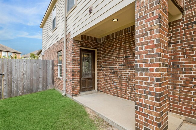 Photo - 15326 Knotty Chestnut St