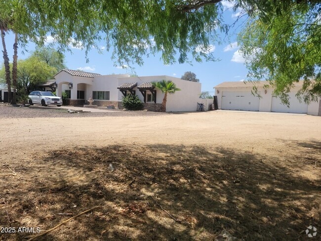 Building Photo - 12210 N 67th St Rental