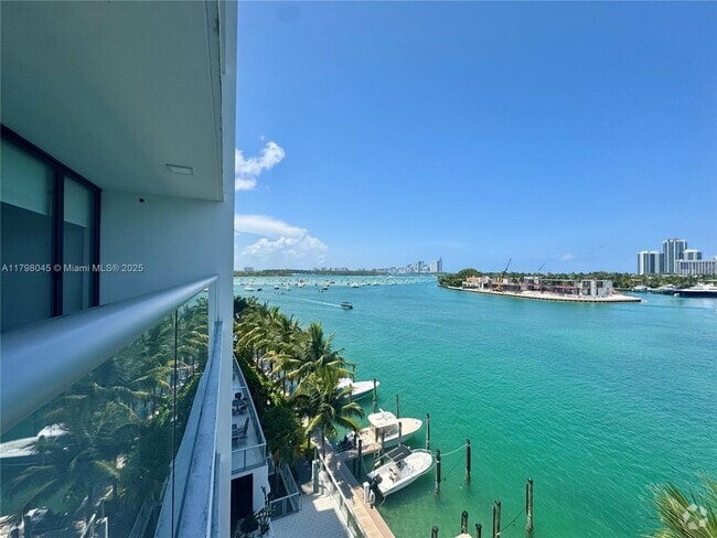 Building Photo - 10201 E Bay Harbor Dr Unit 506 Rental