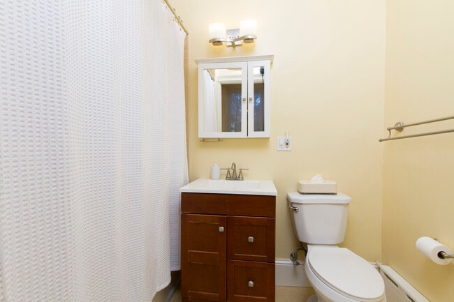 Photo - 95 Coggeshall Ave