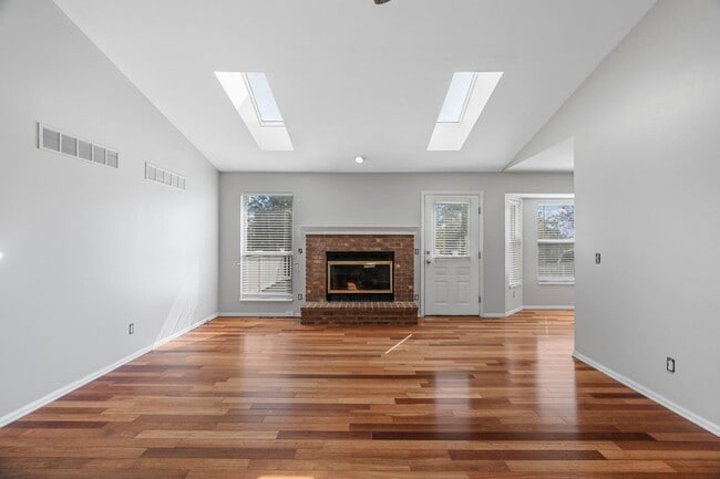 Photo - Beautiful 3B/2B Home in St. Charles
