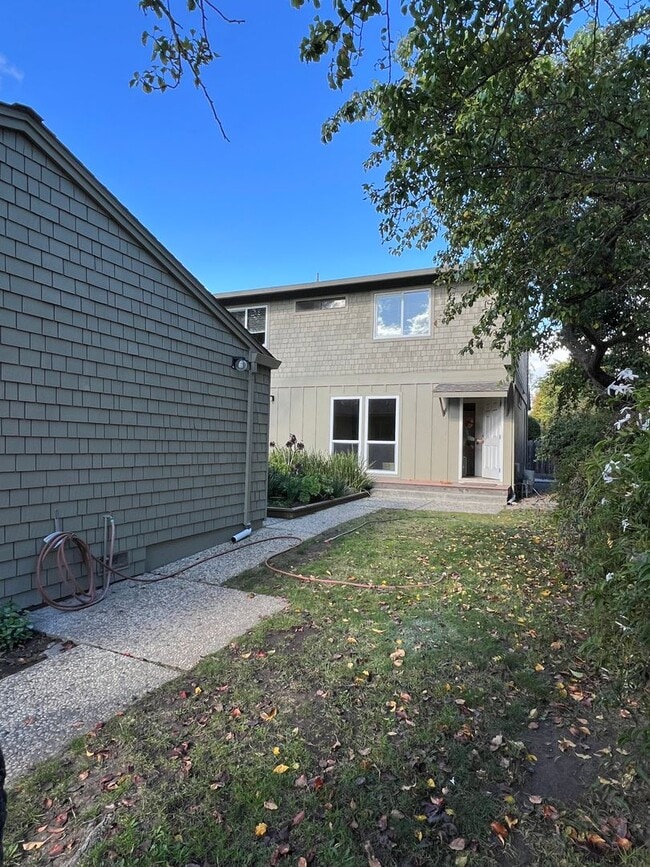 Photo - 4235 Grace St Unit A