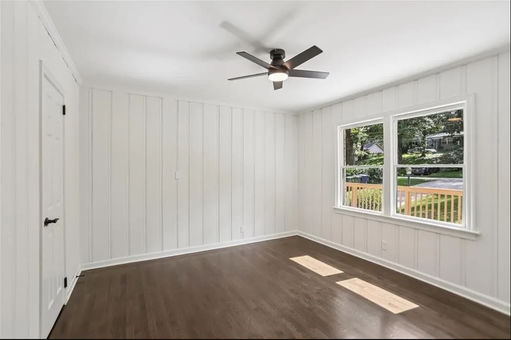 Photo - 1367 Pollard Dr SW