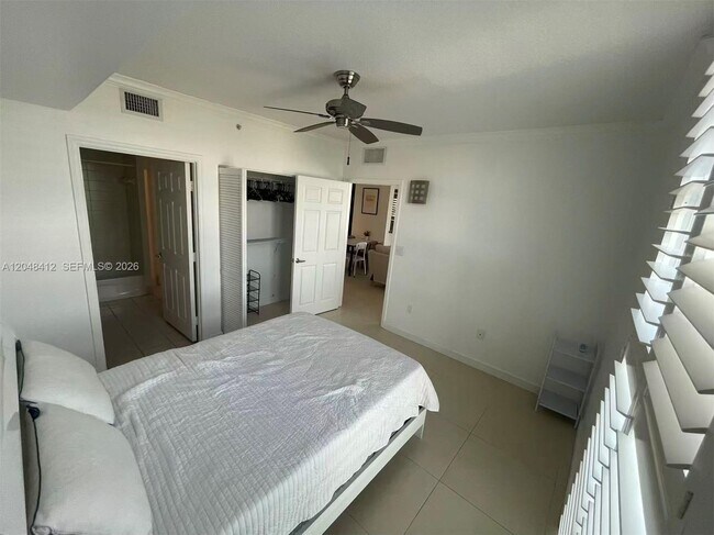 2600 SW 27th Ave Unit 708