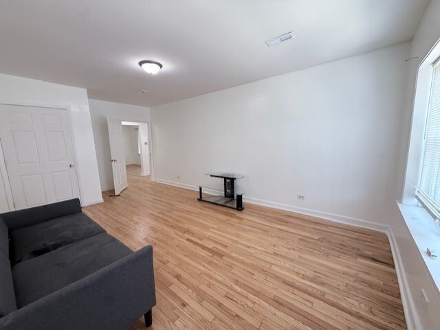 Photo - 834 N Christiana Ave Unit 1