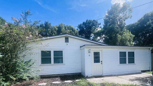 Building Photo - 4 Highland Dr NW Rental