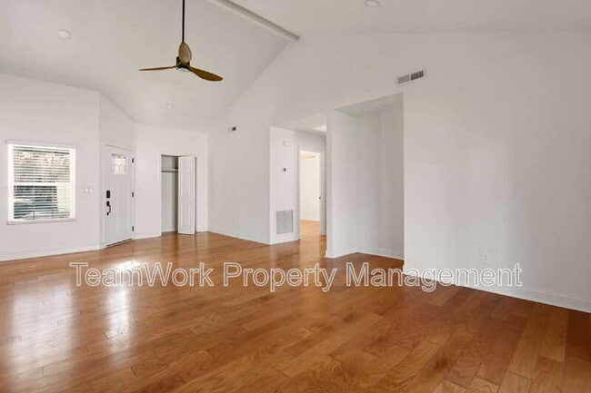 Photo - 1127 Snap Dragon Ct