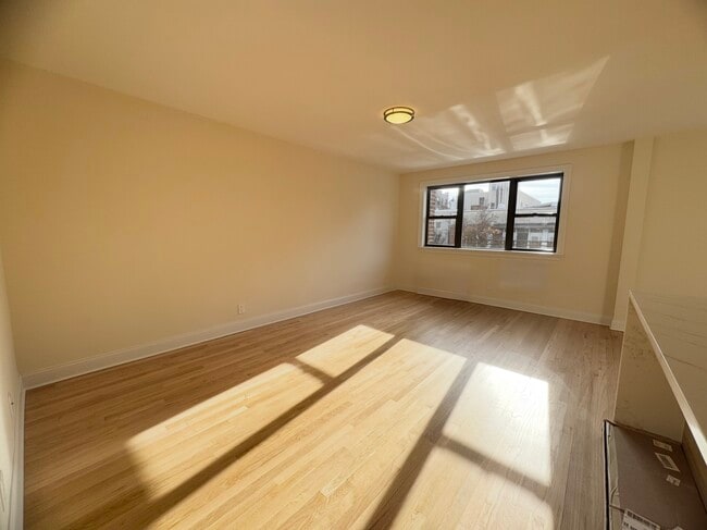 Photo - 3220 35th St Unit 2nd Floor