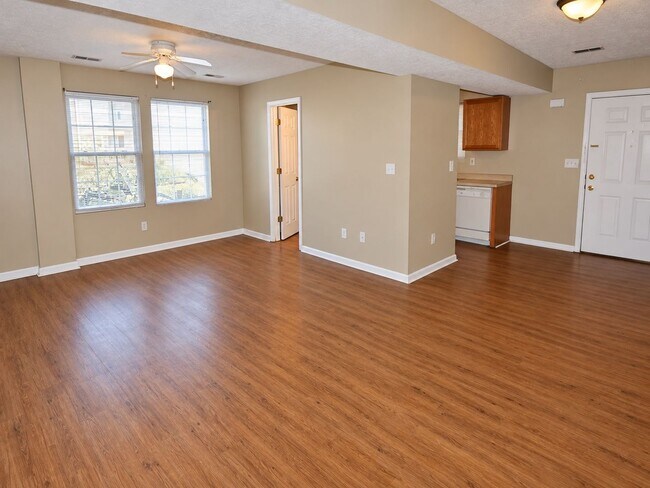 225 Waller Ave