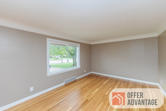 Photo - 4933 Monticello Blvd