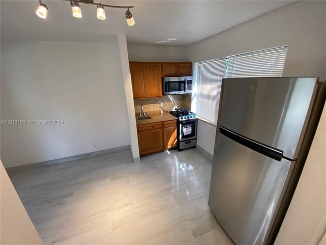 Photo - 1723 Liberty St Unidad 8