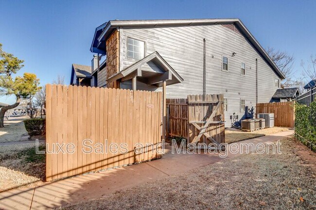 Photo - 14415 N Pennsylvania Ave Unidad 16G