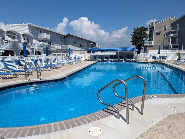 Photo - 9510 Amherst Ave Unit 135