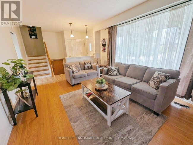 Photo - 14 Lorraine Dr