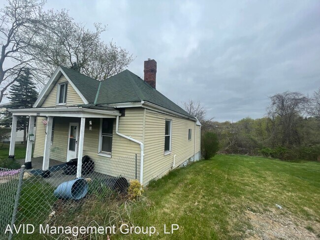 Photo - 3 br, 1 bath House - 3203 Virginia Ave.