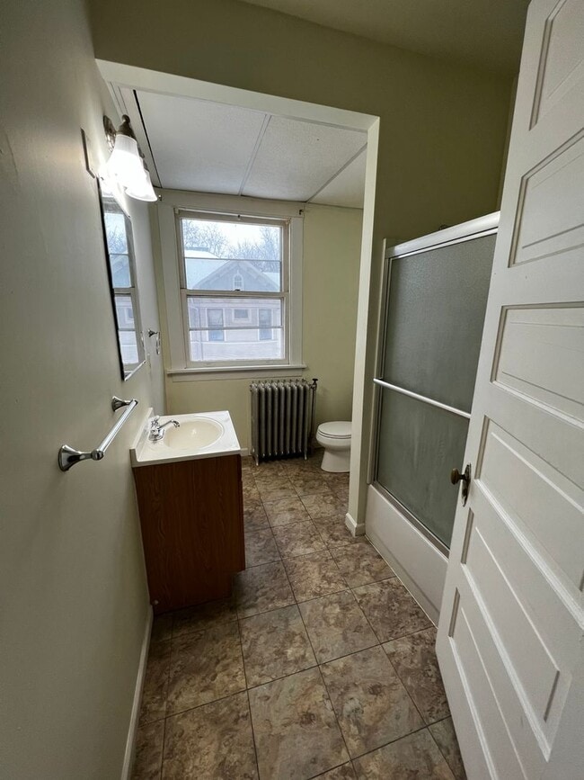 Photo - 914 23rd St Unit #3