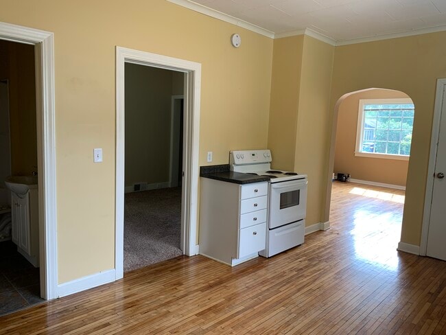 Photo - 2335 5th St Unit 2335 Lower