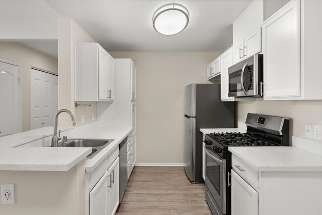 Photo - Newly Renovated! Santa Fe Apartments II