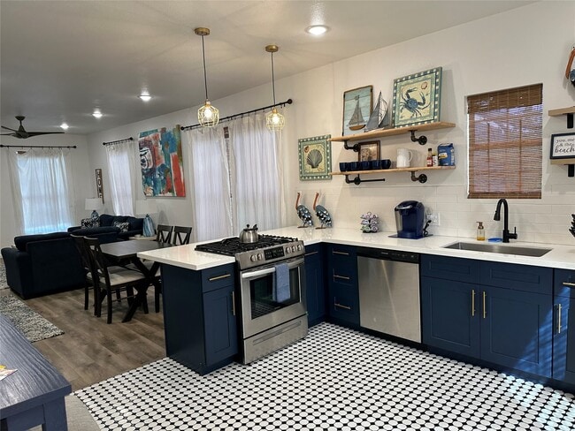 Photo - 4009 Avenue L