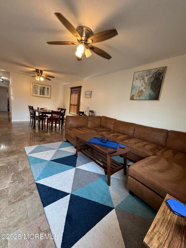 Photo - 738 18th Ave