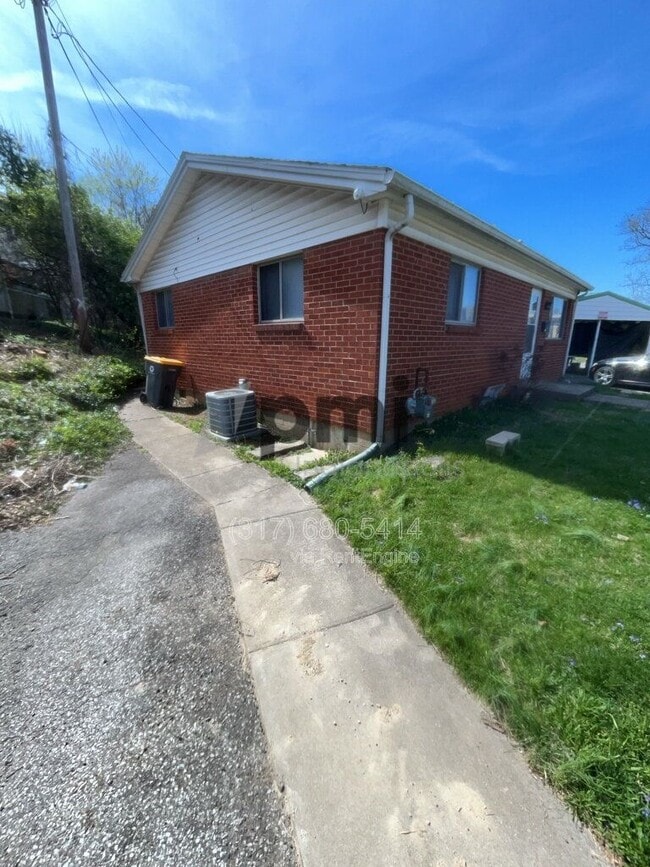 Photo - 116 E 19th St