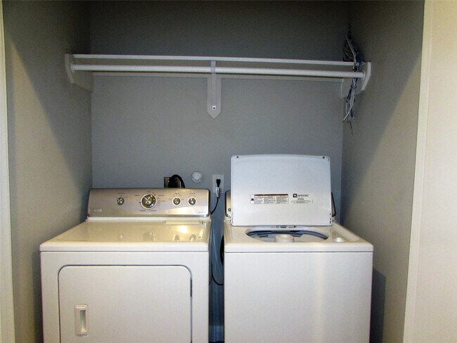 Photo - 3249 Dixie Dr