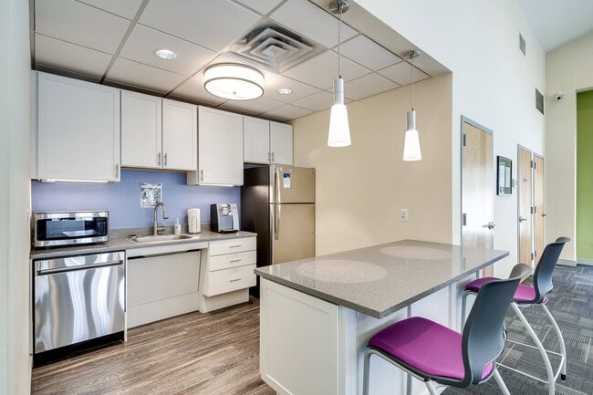 Photo - Allyson Gardens