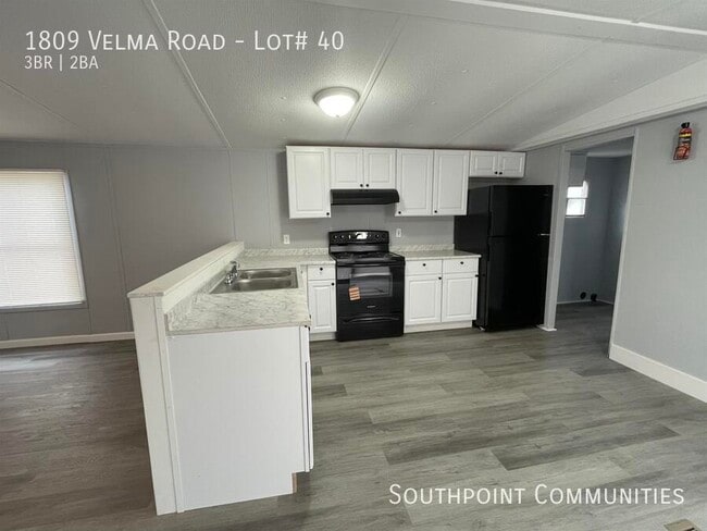 Photo - 1809 Velma Rd