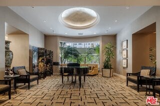 Photo - 10724 Wilshire Blvd