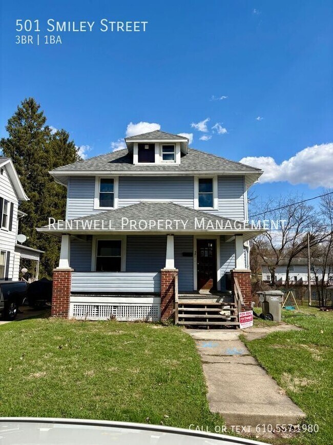 Photo - 501 Smiley St