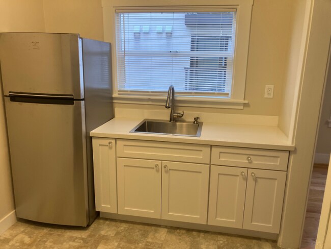 Photo - 437 Euclid Ave Unidad 1